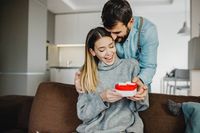 подаръци за рожден ден на жена - 84413 вида