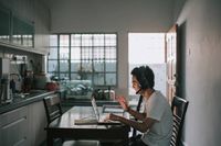 маси за лаптоп - 30719 възможности